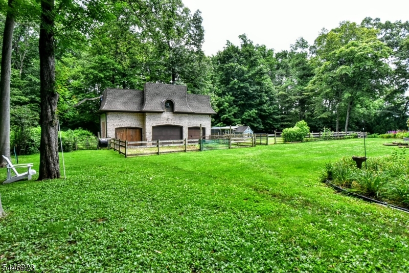 21 Baldwin Rd Property Photo 48
