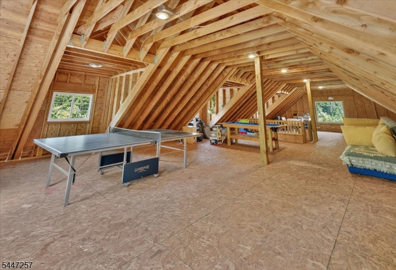 37 Broadway Property Photo 4