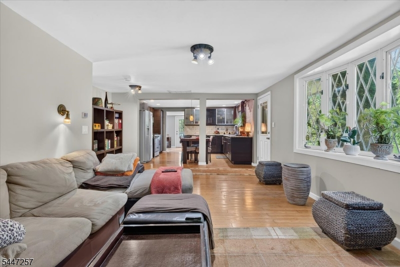 37 Broadway Property Photo 20