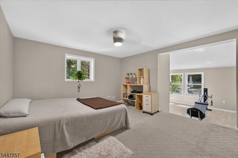 37 Broadway Property Photo 25