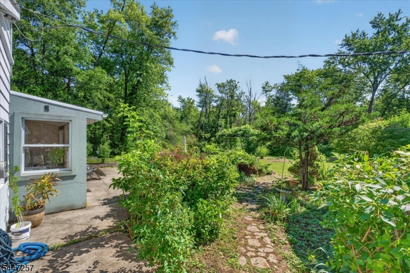 37 Broadway Property Photo 29