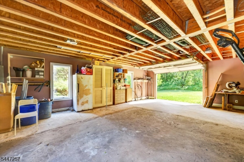 37 Broadway Property Photo 39