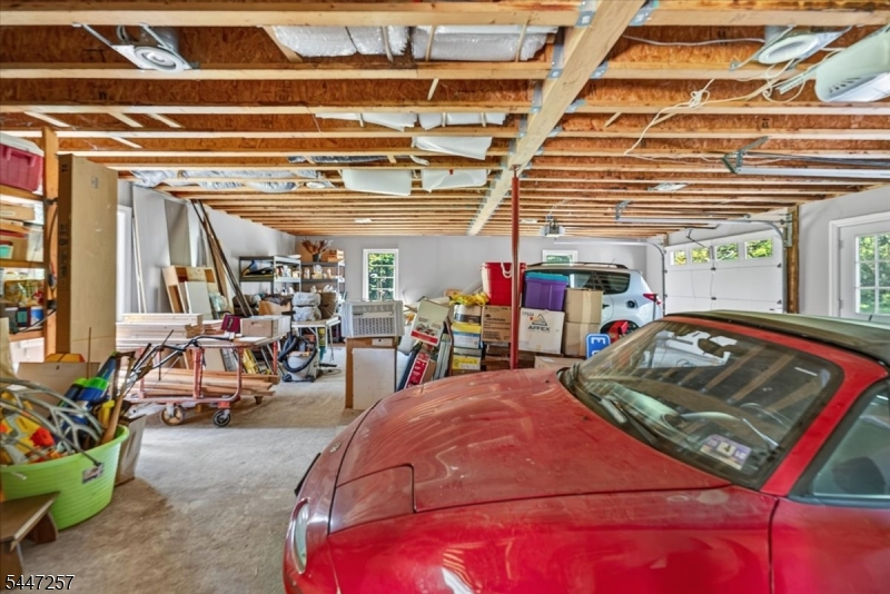 37 Broadway Property Photo 41