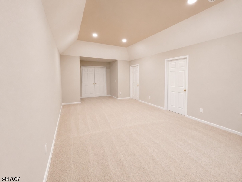 184 Bowers Ave Property Photo 11