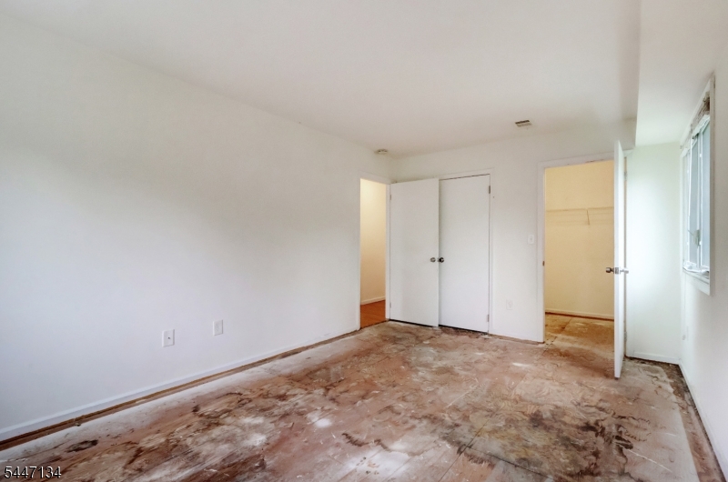 14 Lawrence St 3a Property Photo 8