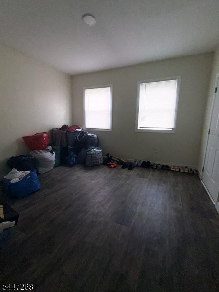 562 Summer St Property Photo 10