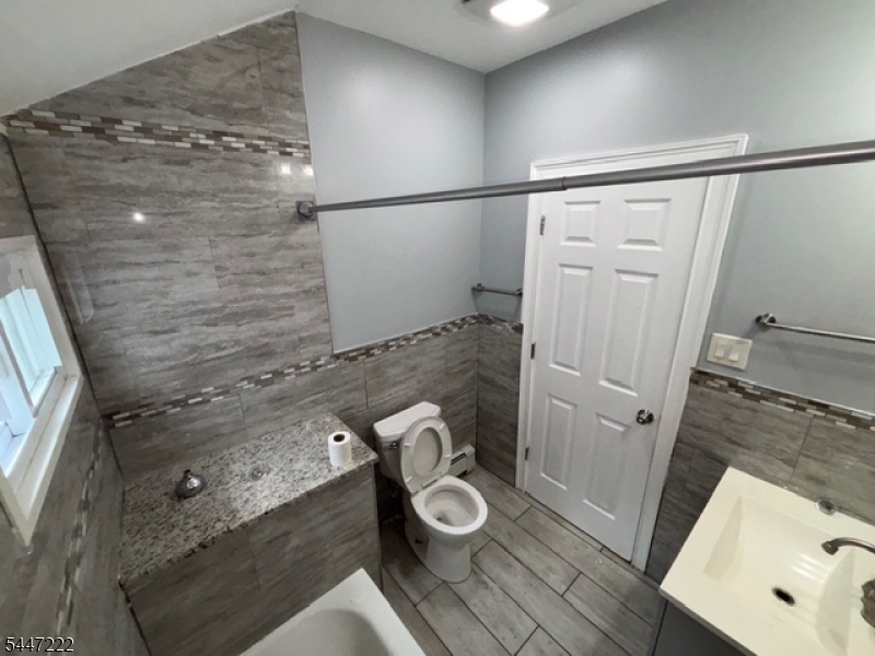 17 Cedar Ave Property Photo 12