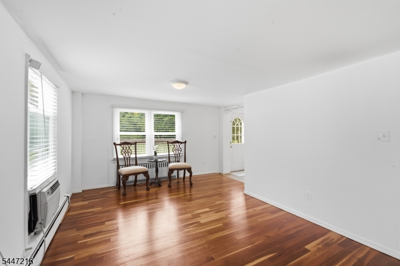 8 Morris Tpke Property Photo 21