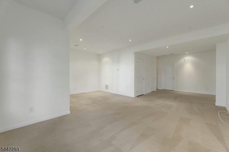 68 Independence Trl Property Photo 32