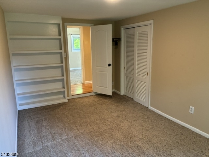 19 Crescent Rd Property Photo 6