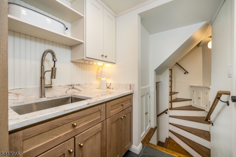 21 Duchamp Pl Property Photo 20