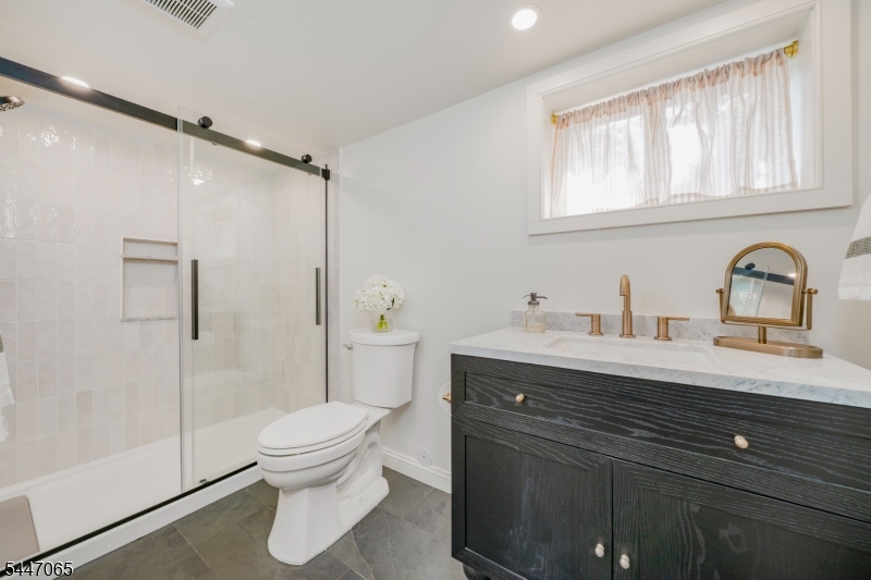 21 Duchamp Pl Property Photo 24