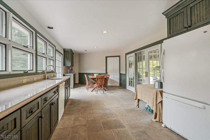 936 Dove Island Rd Property Photo 35