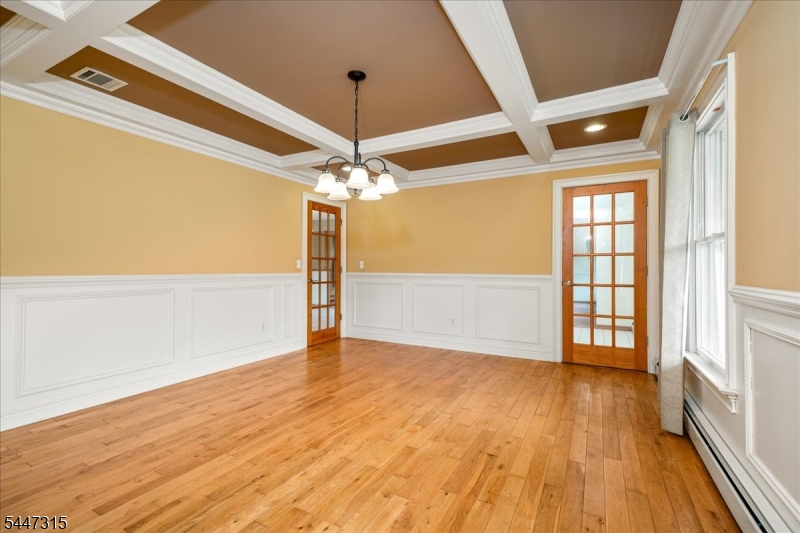 9 Carriage Ln Property Photo 12