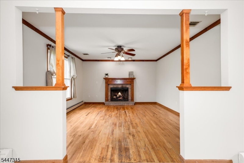 9 Carriage Ln Property Photo 13