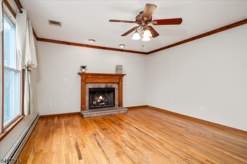 9 Carriage Ln Property Photo 17