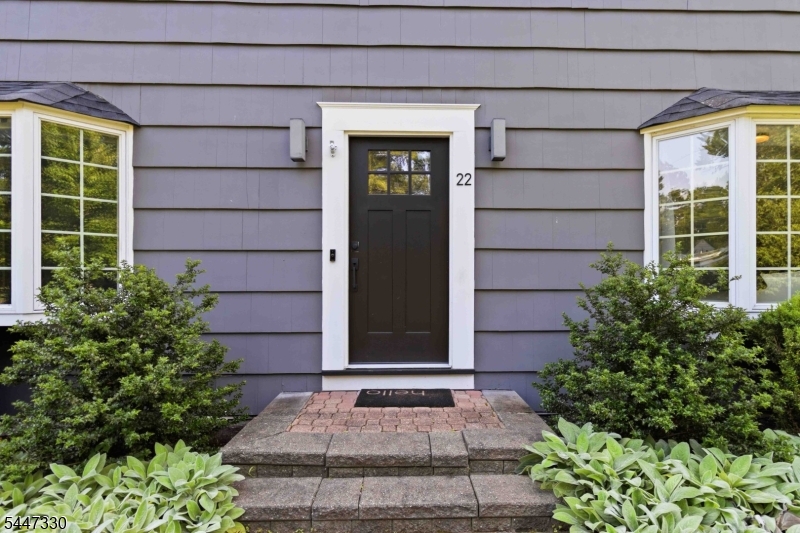 22 Symor Dr Property Photo 3
