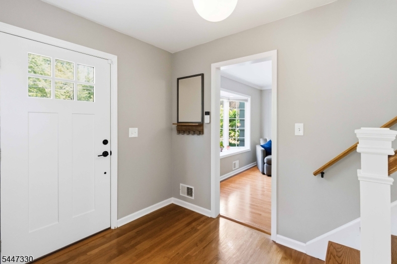 22 Symor Dr Property Photo 4