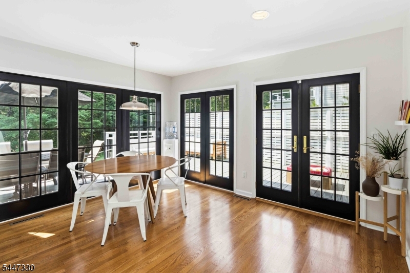 22 Symor Dr Property Photo 13