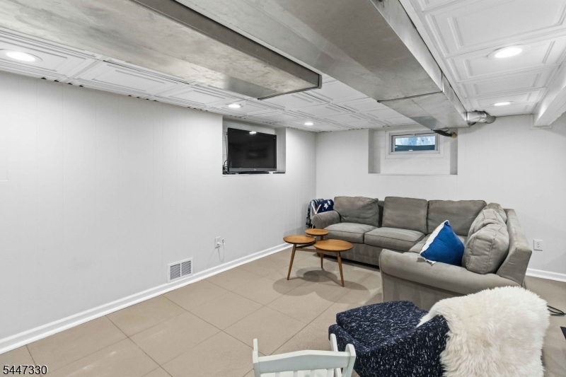 22 Symor Dr Property Photo 25