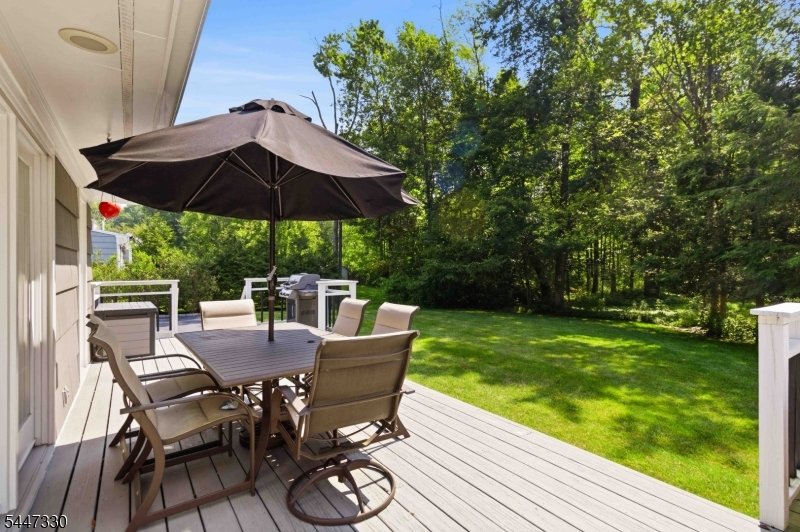 22 Symor Dr Property Photo 29