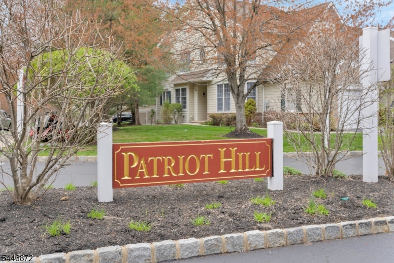 7 Patriot Hill Dr Property Photo 3