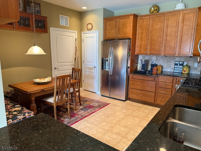 1118 Warrens Way Property Photo 9