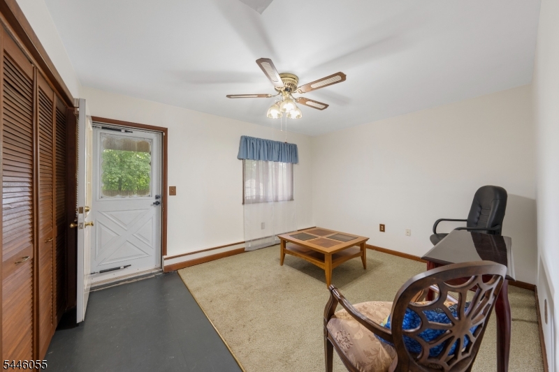 668 Jackson Ave Property Photo 18