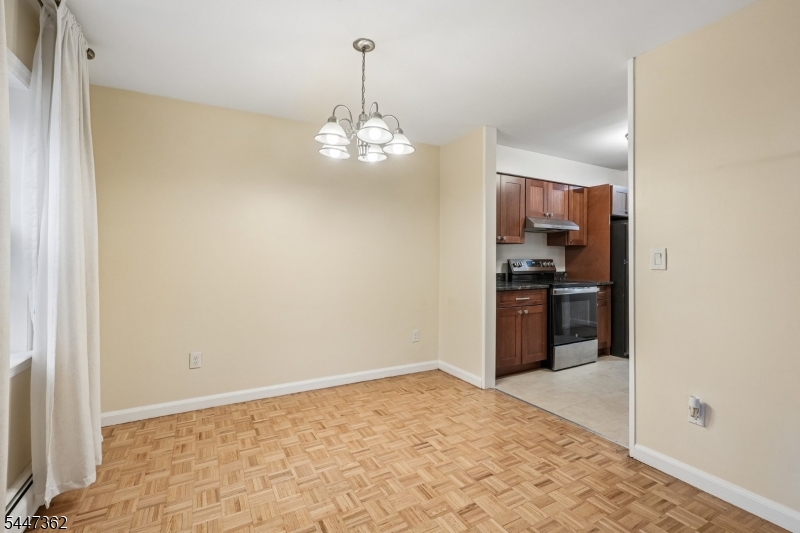135 S Maple Ave 143b Property Photo 14