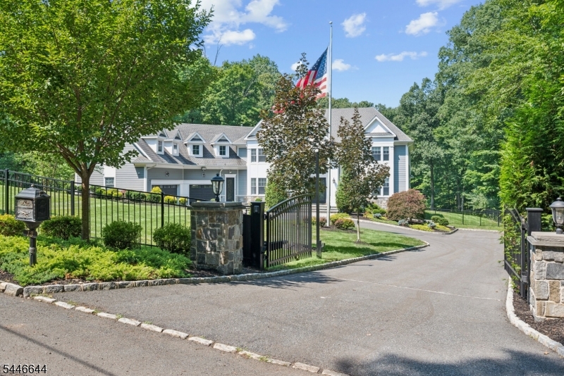 13 Rockage Road Property Photo 2