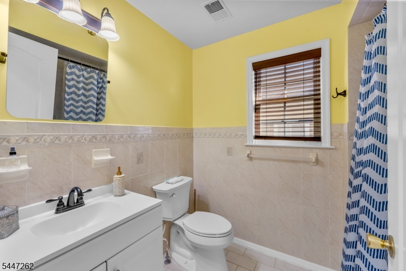 23 Chester Ave 2 Property Photo 15