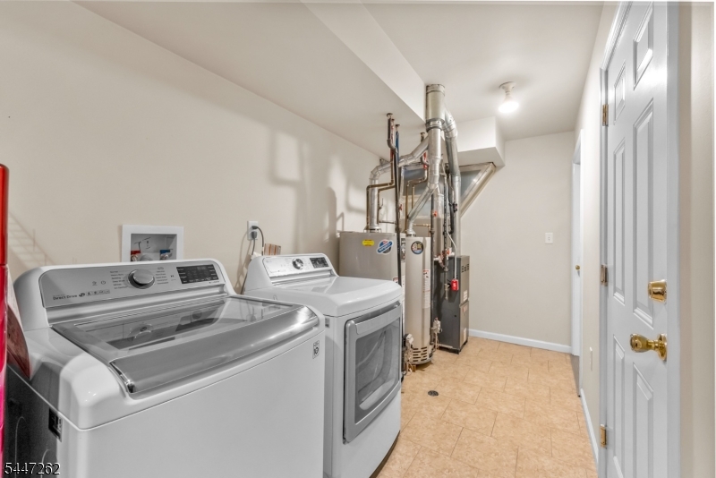 23 Chester Ave 2 Property Photo 16