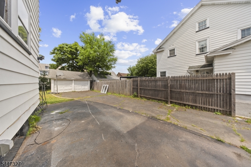 1029 Kipling Rd Property Photo 24