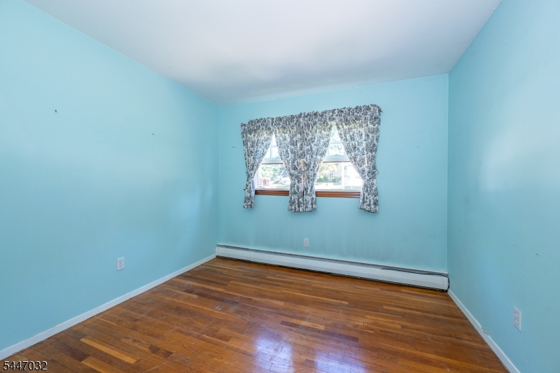 64 Sanford Dr Property Photo 15