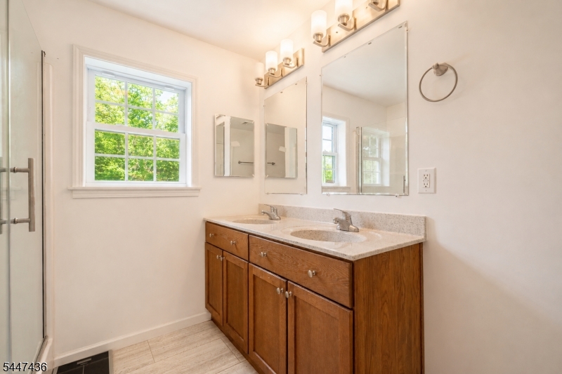 158 Woodland Ave Property Photo 15