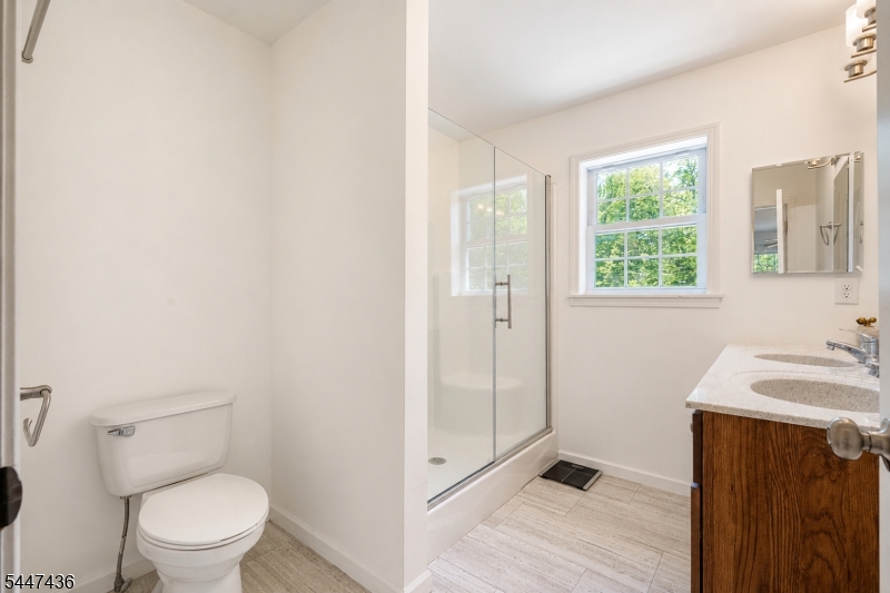 158 Woodland Ave Property Photo 16