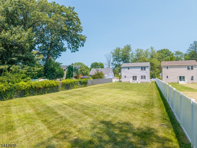 158 Woodland Ave Property Photo 25