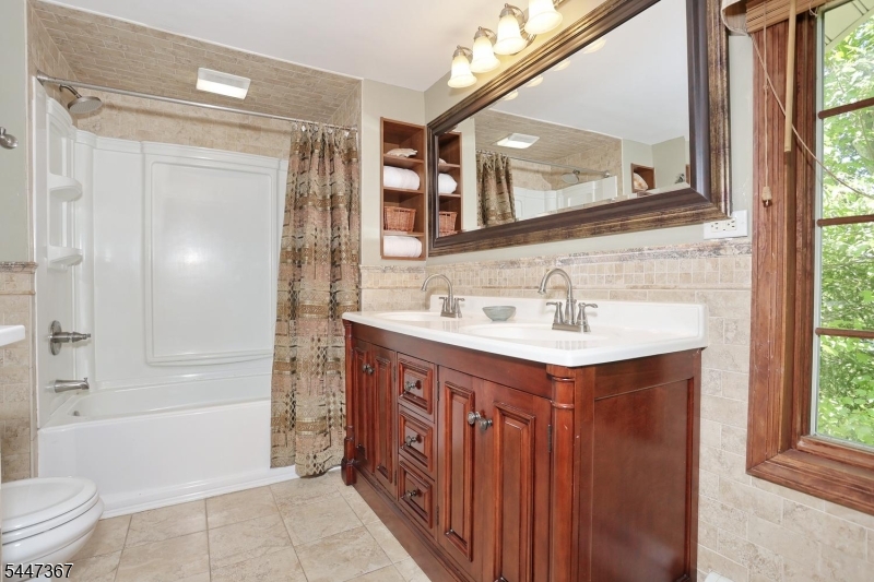 14 Sterling Pl Property Photo 28