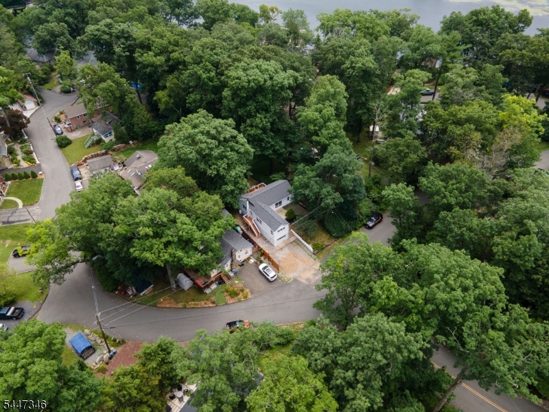 1 Strawberry Point Drive Property Photo 26