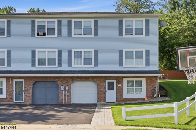 109 Lenape Trl Property Photo 2