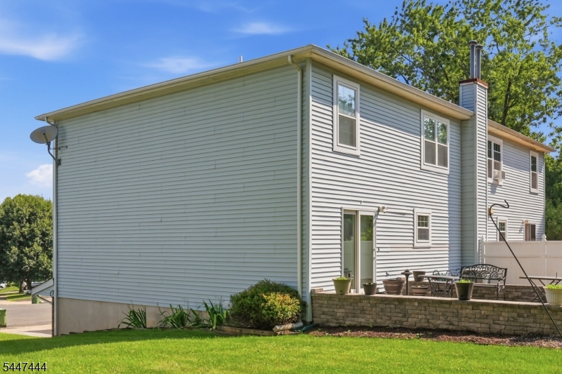 109 Lenape Trl Property Photo 5