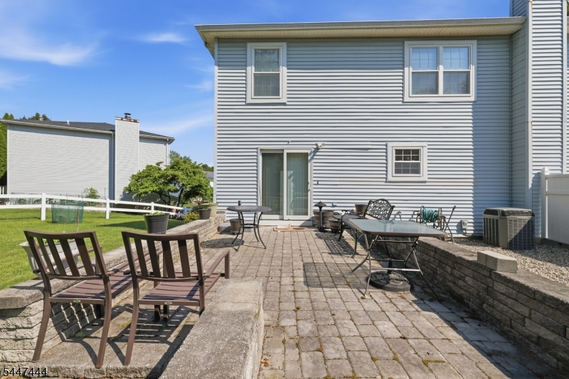 109 Lenape Trl Property Photo 8