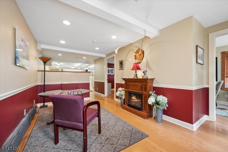 6 Leigh St Property Photo 3