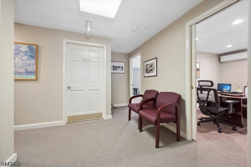 6 Leigh St Property Photo 12