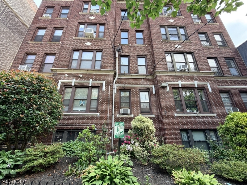 277 Harrison Ave C6 Property Photo 1