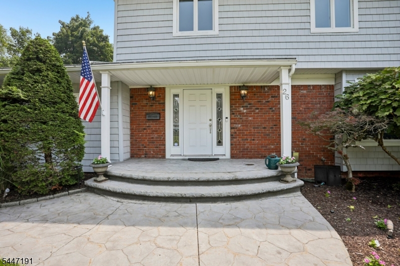 26 Almroth Dr Property Photo 4