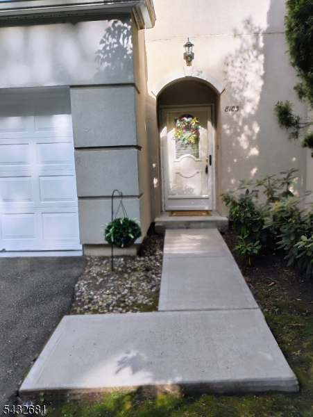 8103 Burgundy Way Property Photo 2