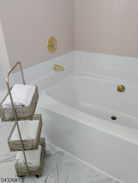 8103 Burgundy Way Property Photo 19