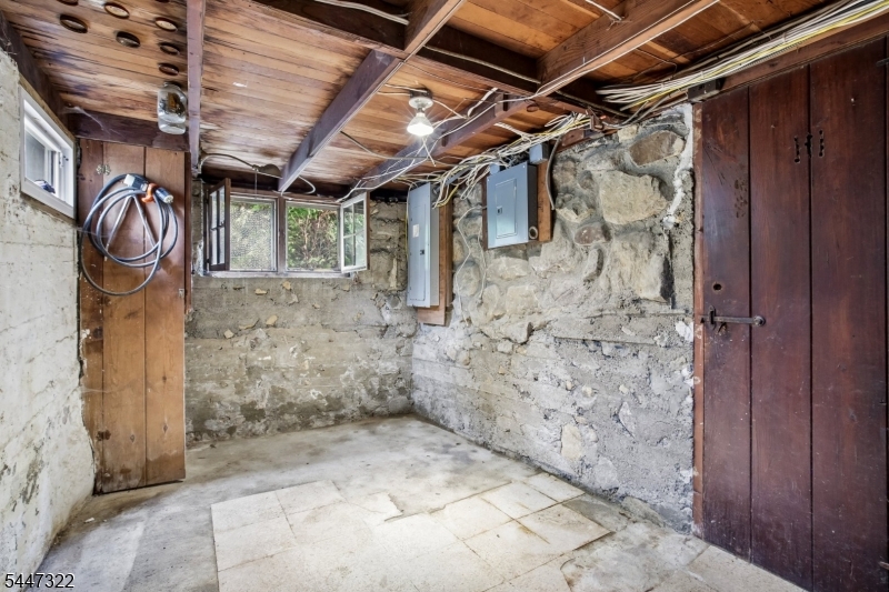 211 Wawayanda Rd Property Photo 27