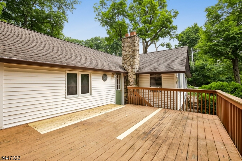 211 Wawayanda Rd Property Photo 30